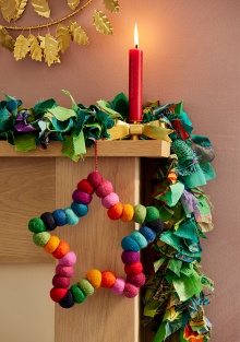 Chunky Rainbow Star Wreath